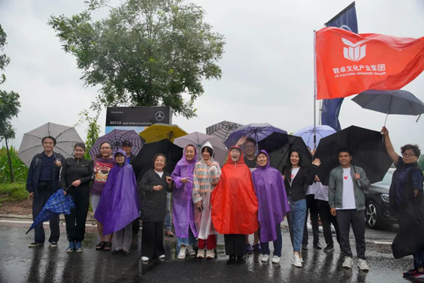 君卓文化科技集團(tuán)助民活動(dòng)