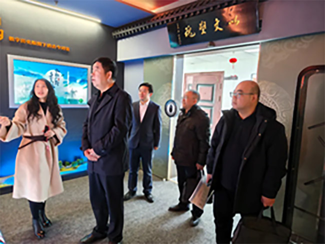 邯鄲市商務(wù)局毛俊明等領(lǐng)導(dǎo)蒞臨君卓展覽裝飾（邯鄲公司）調(diào)研指導(dǎo)工作